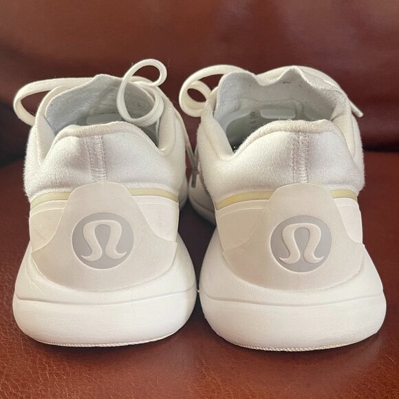 Lululemon Chargefeel Workout Low Top Women's White Sneakers Size: 7.5 - Picture 8 of 16
